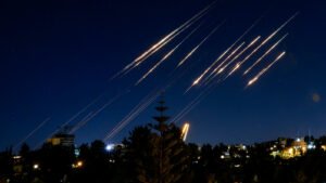 14israel-iran-missiles-tvbq-videoSixteenByNineJumbo1600